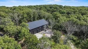 homes for sale in the ozark mountains