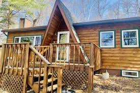 pet friendly poconos cabins