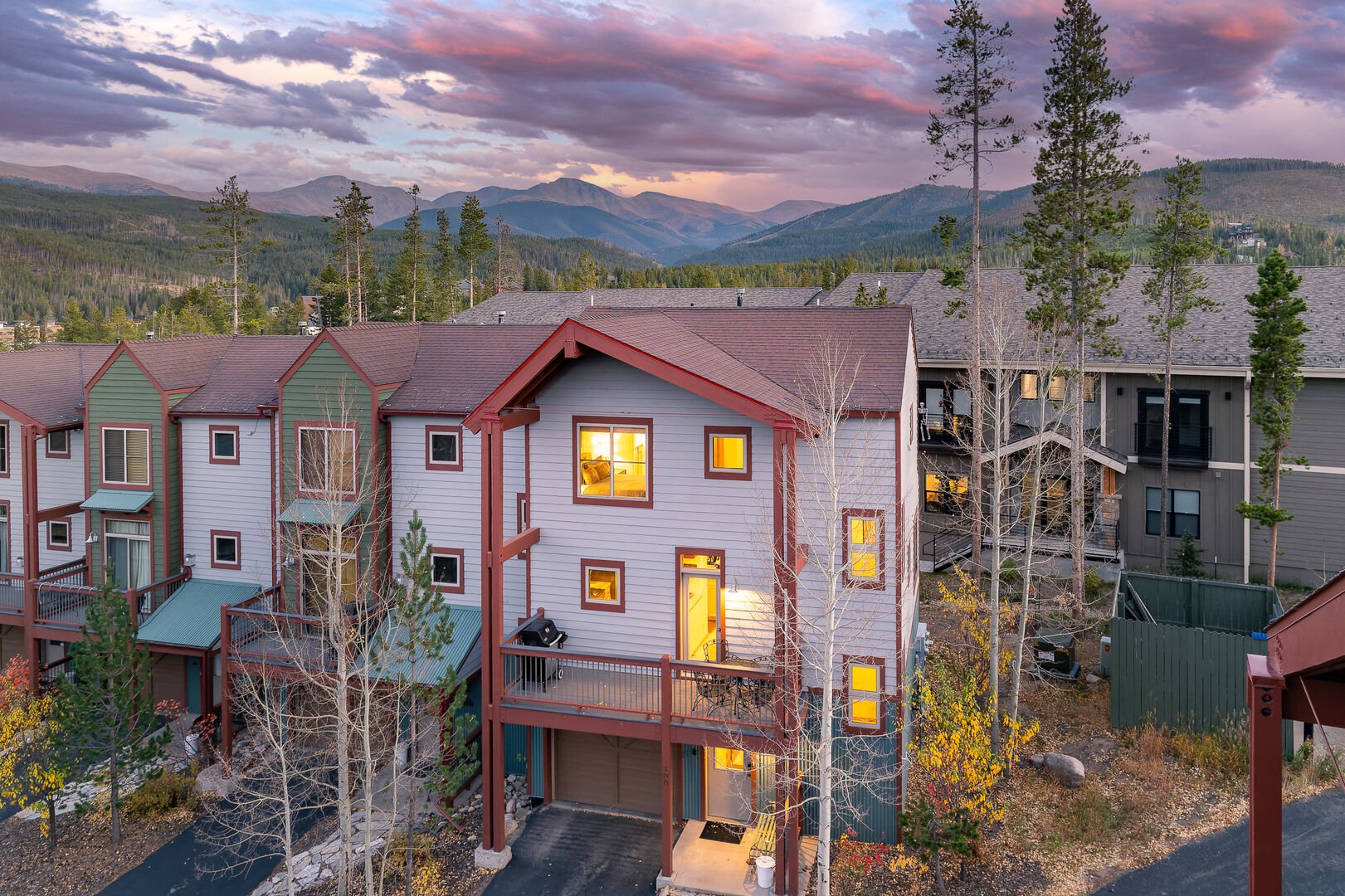 mountain view luxury bungalow townhomes