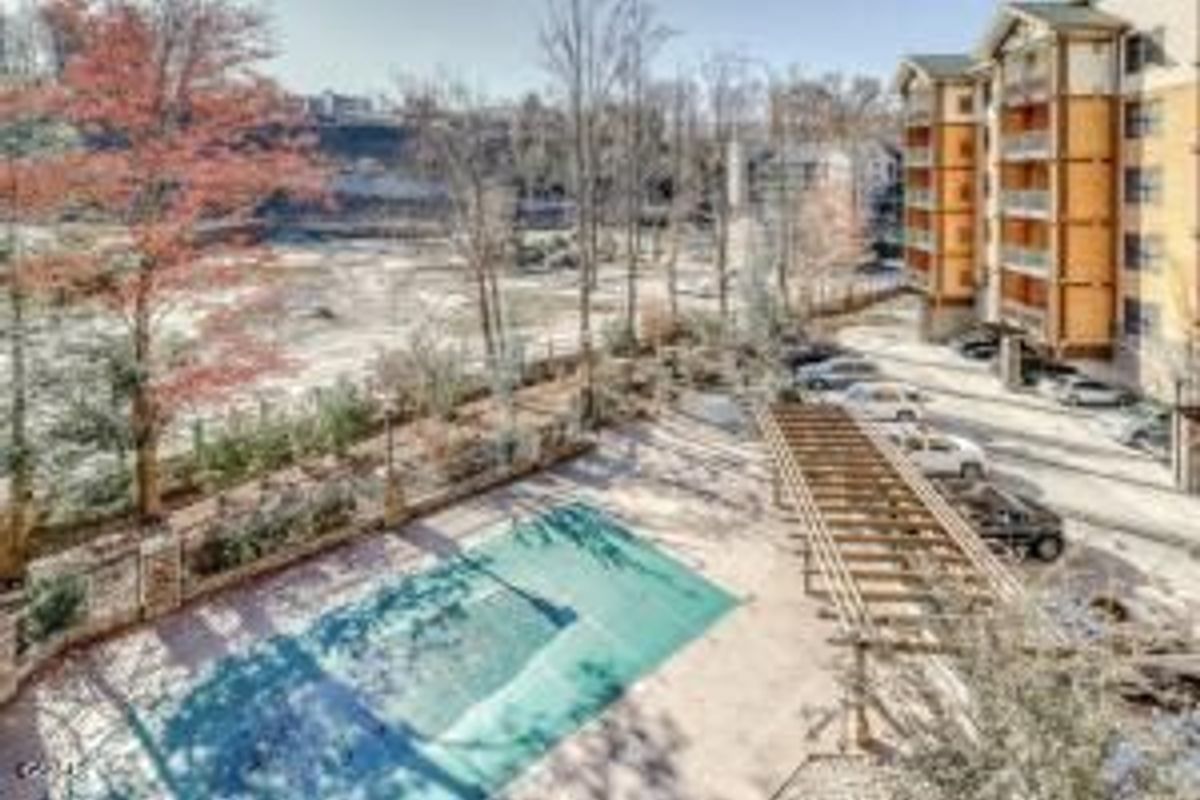 baskins creek condos