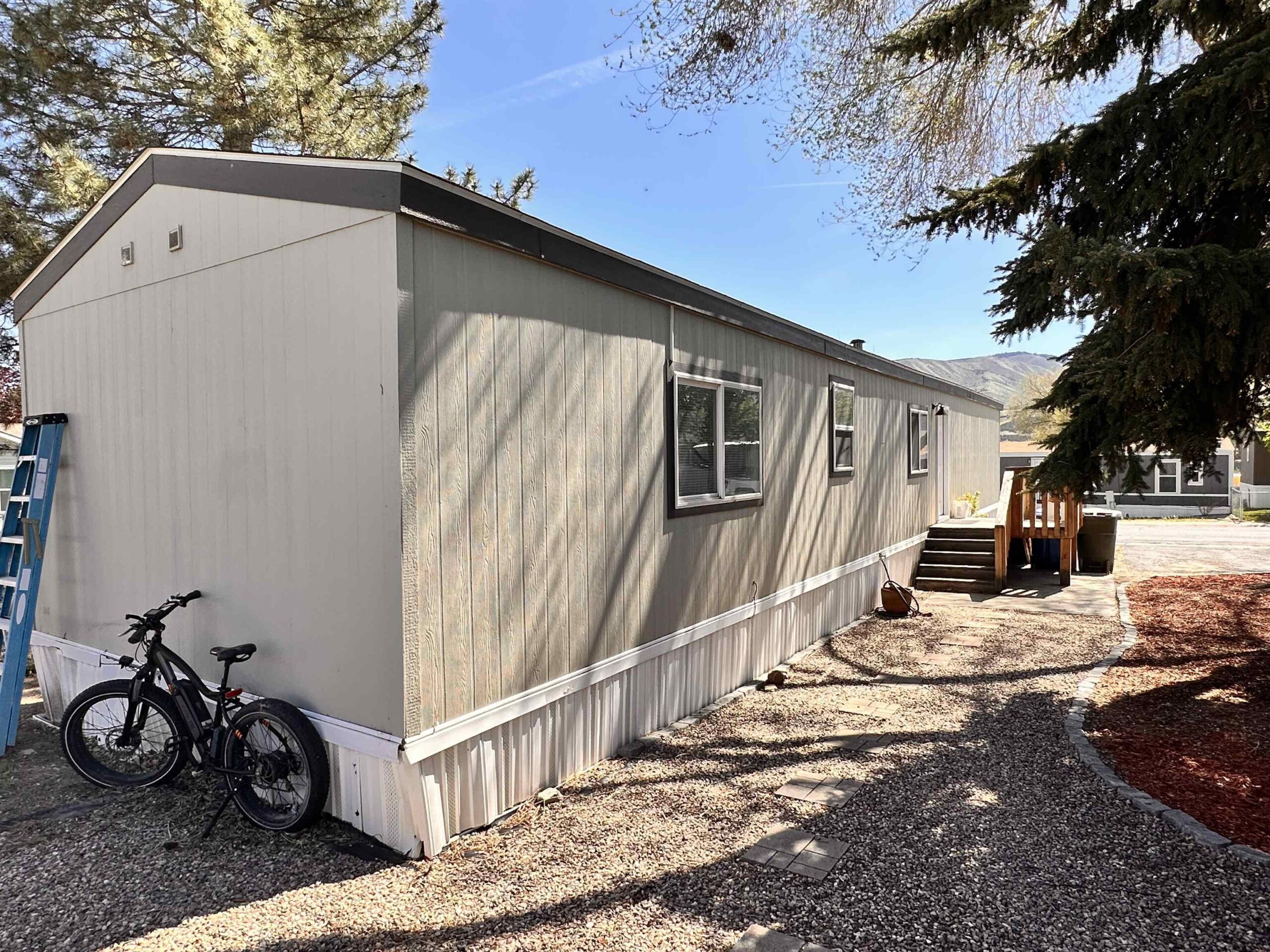 rocky mountain houses for sale
