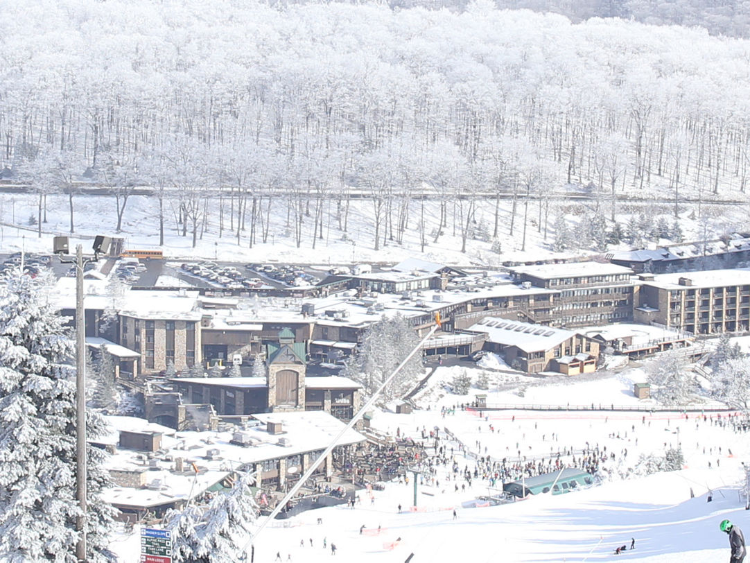 seven springs ski resort rentals